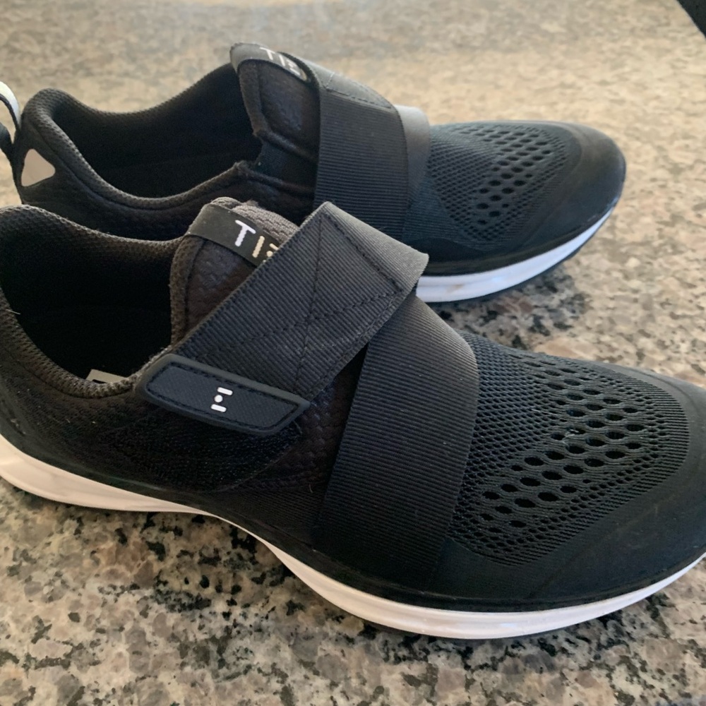 TIEM Slipstream- Indoor Cycling Shoe, SPD Compatible - Women's..cleats incl